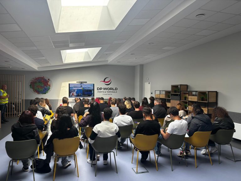 Vizită de studiu – DP World Constanța